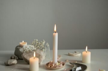 How to Curate a Signature Candle Line for Your Luxury Brand