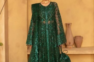 Exploring Luxury: Shopping Emaan Adeel 3-Piece Unstitched Suits