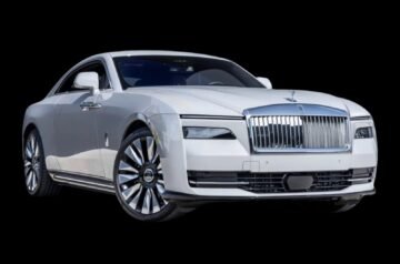 Top 6 Destinations to Explore with a Rolls Royce Chauffeur