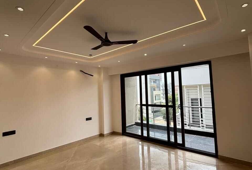 Spacious Rental Buil...