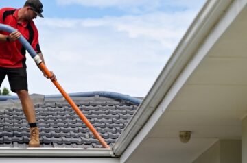 Gutter & Roof Cleaning