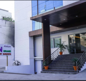 Hotels near Kanaka D...