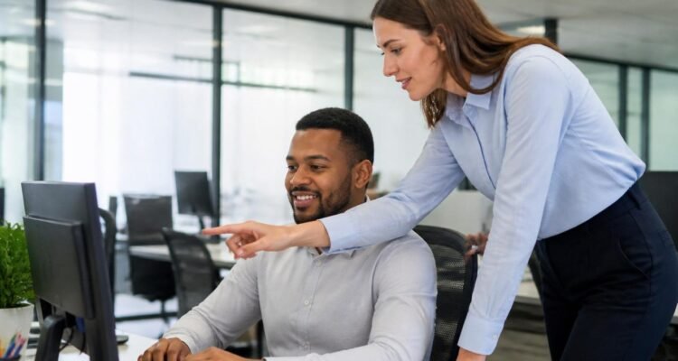 How Strong Supervision Improves Workplace Productivity