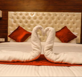 Best Hotels Near Dur...