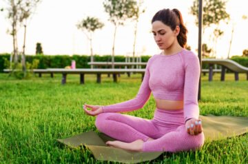 Why More Women Are Choosing Fertility Yoga Classes Online