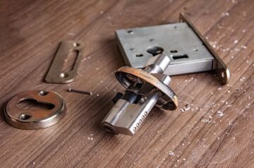 Emergency Locksmith in Arabian Ranches – Fast 24/7 Lockout & Key Replacement Services