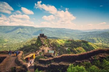 Pune to Mahabaleshwar Taxi Service | Check Fare & Book Cab Online