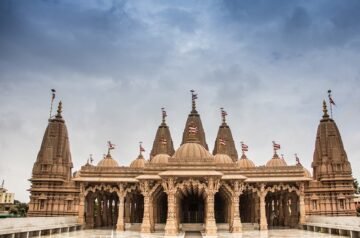 Rajkot to Porbandar Taxi | Rajkot to Porbandar Cab